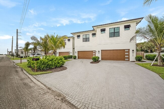 Photo - 111 Watson Dr