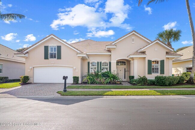 Photo - 379 Pentland Dr