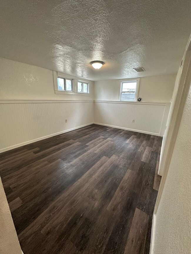 Building Photo - MS2204 Unit BSMT