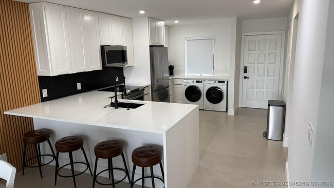 4539 Luxemburg Ct Unit 102