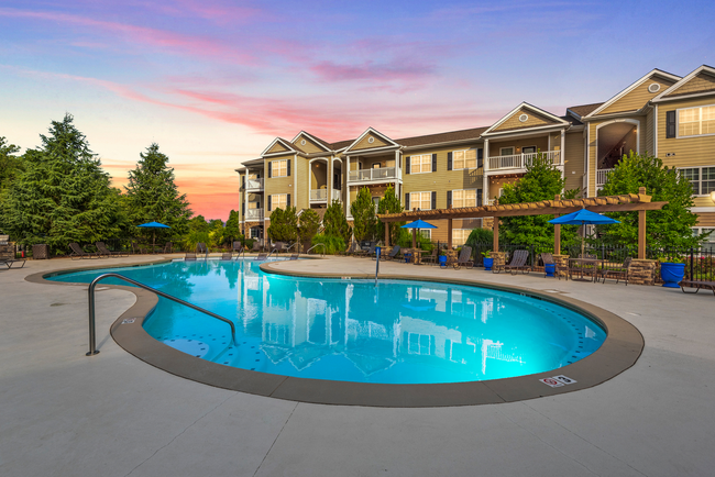 Building Photo - Legends at Oak Grove Rental