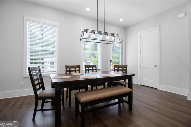 Photo - 2443 Sycamore Rd NW