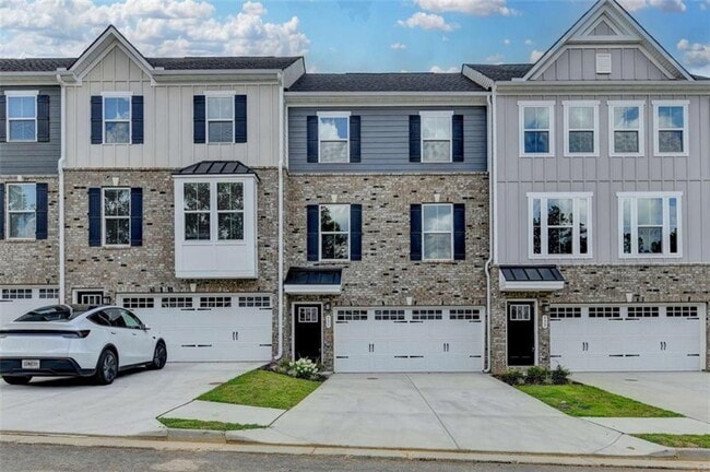 Photo - 935 Woods Chapel Rd Townhome