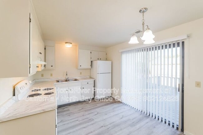 Photo - 7909 Swartz Ave