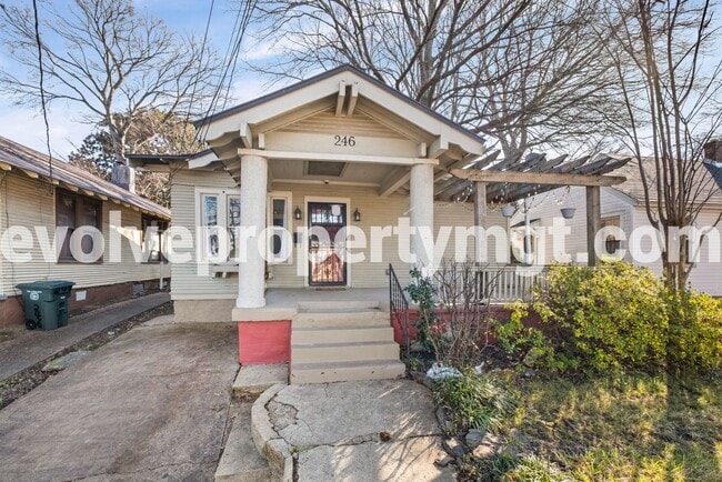 Photo - 246 N Watkins St