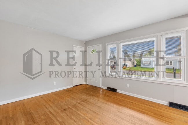 Photo - 2328 W Crawford St