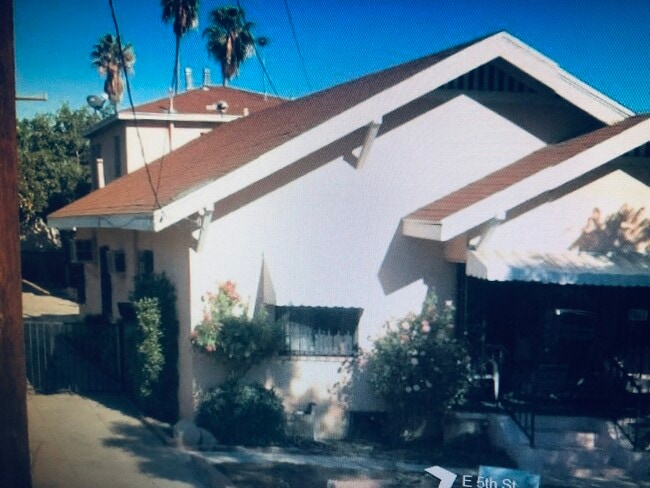 Photo - 3059 E 5th St Unidad Susana Mejia