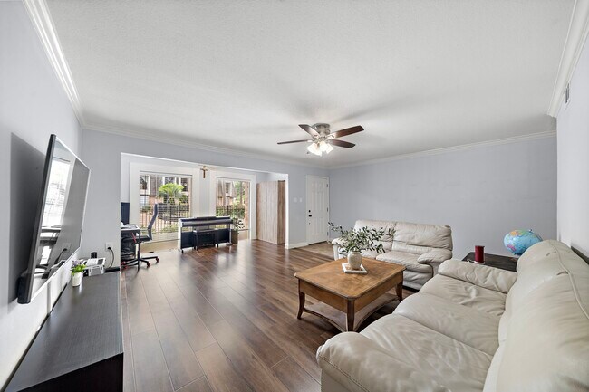 Photo - 12633 Memorial Dr Unit 83