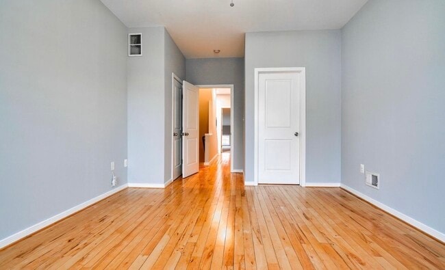 Photo - 214 S Regester St