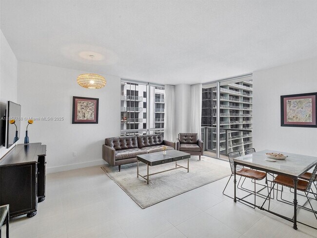 Photo - 1060 Brickell Ave Unit 3117