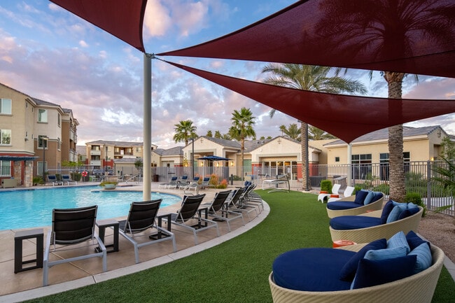 Building Photo - Volta on Broadway