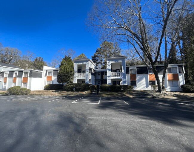 Rugby Valley Apartments For Rent in College Park, GA