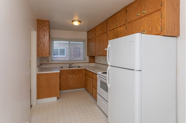 Building Photo - Picasso Square Rental