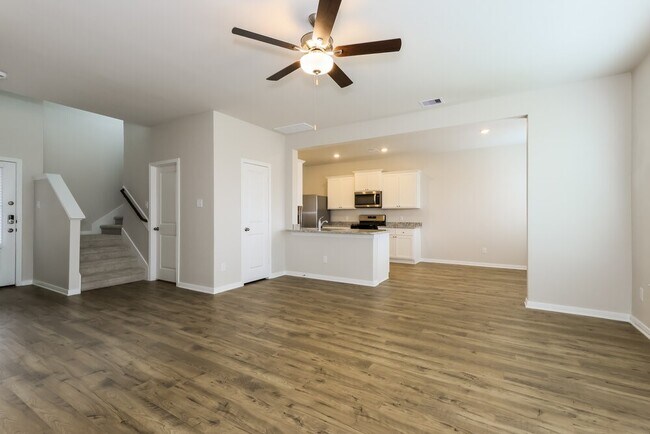 Photo - 468 Beechwood Hacienda Dr