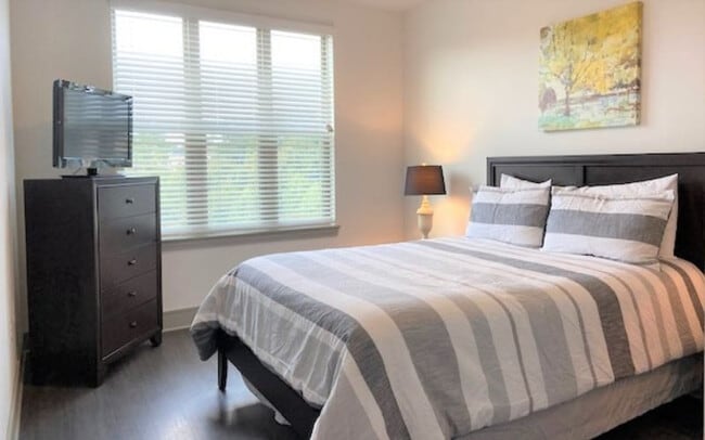 Photo - 7085 Sentara Pl Unit SI ID1328931P