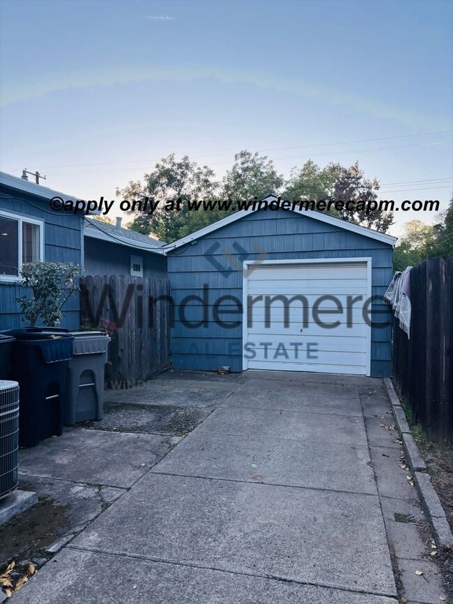 Photo - Charming 4 bedroom Home in Tahoe Park w/ E...