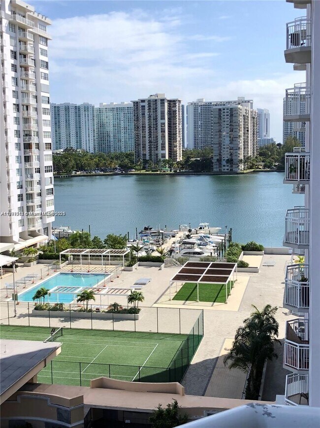 Photo - 18021 Biscayne Blvd Unit 902