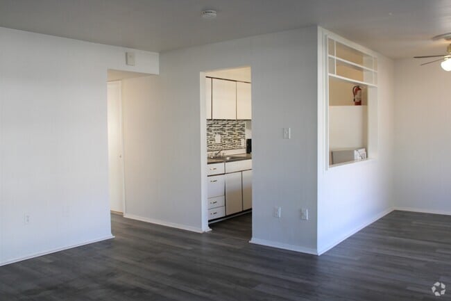Building Photo - 546 Wilson Bridge Dr Unit B1 Rental
