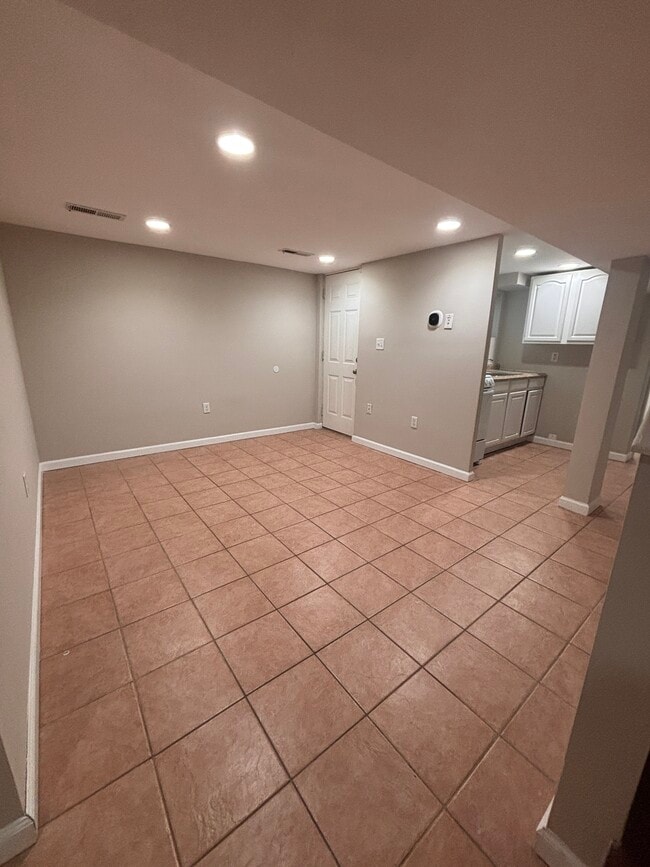 Building Photo - 449 Newton Pl NW