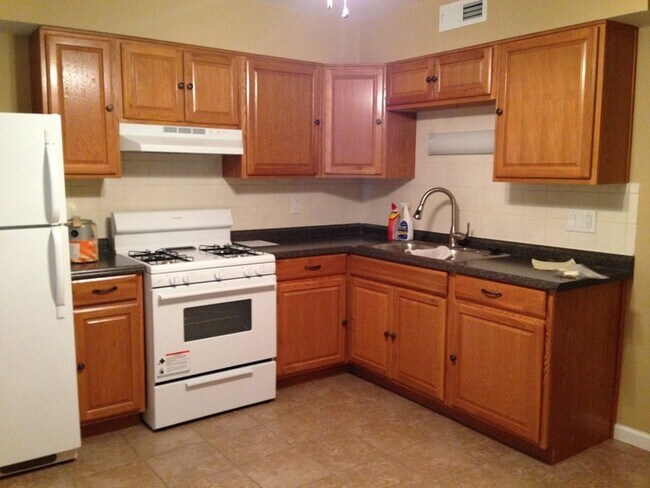 Photo - Cute! 2-Bedroom with walk-out basement!