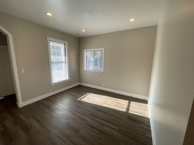 Photo - 1946 E 20th St Unit 1946 E 20th St