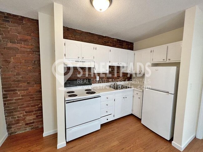 Building Photo - 1 bedroom in Boston MA 02130 Rental