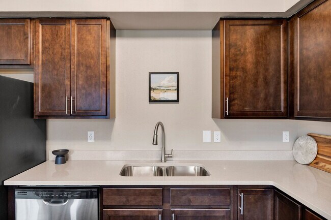 Photo - Brooklyn West Apartments