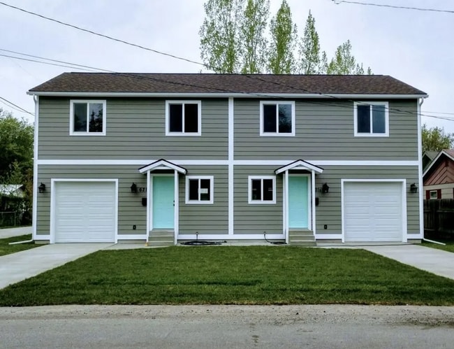 Building Photo - 2B/1.5 Duplex in Kalispell