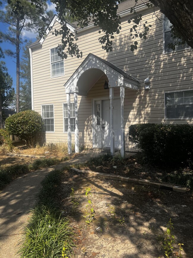 Photo - 833 Harbor Bend Dr Townhome