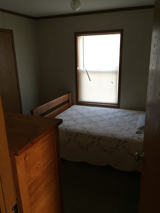Photo - Trailer for Rent in Belfield