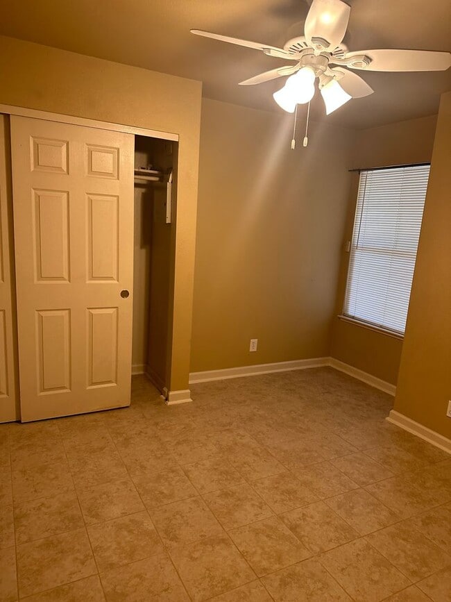 Photo - Great 4 bedroom 2 bath home