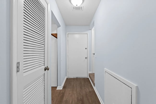 Photo - Dogwood Apartments