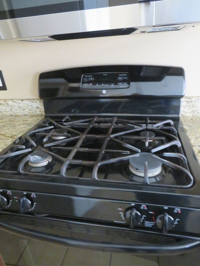 Photo - Clean 3 Bedroom, 2.5 Bath Home for Rent