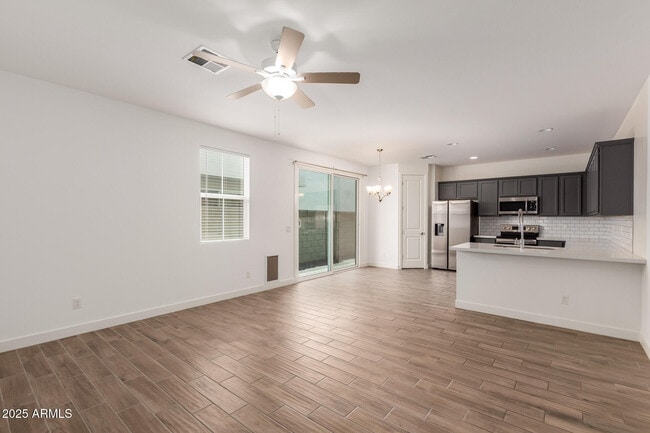 Photo - 5552 S Dillon