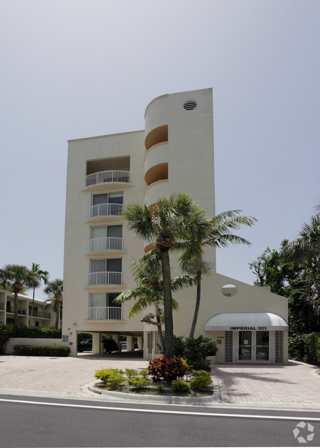 Photo - Imperial Manor