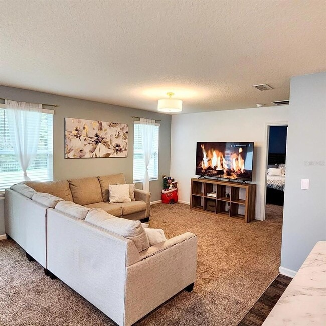 Photo - 920 Riley Rd