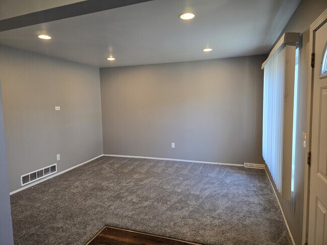 Photo - 8509 Paige Ave