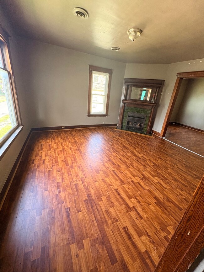 326 Home St Unit 3