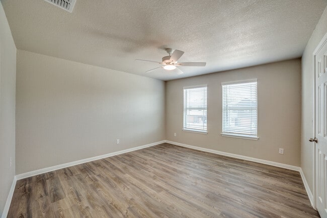 Villas at College Park