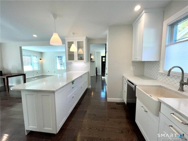 Photo - 49 Midland Ave