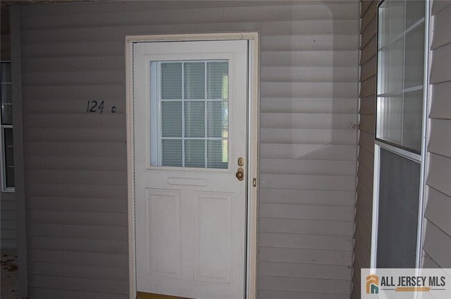 Photo - 124 Concordia Cir Unidad 124C