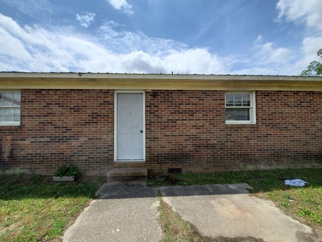 Building Photo - 6444 Applecross Ave