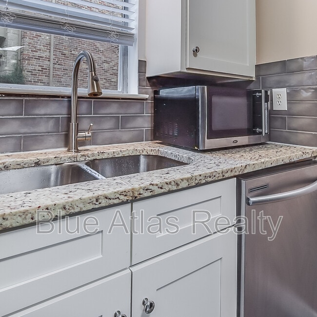 Photo - 3903 Hawthorne Ave