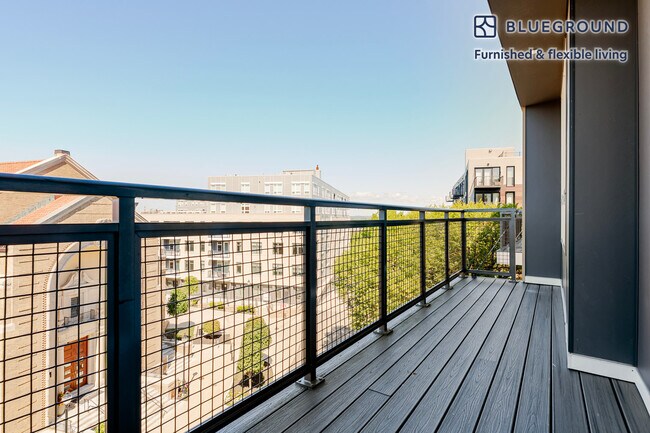 Photo - 161 Washington St Unidad SI FL5-ID1158