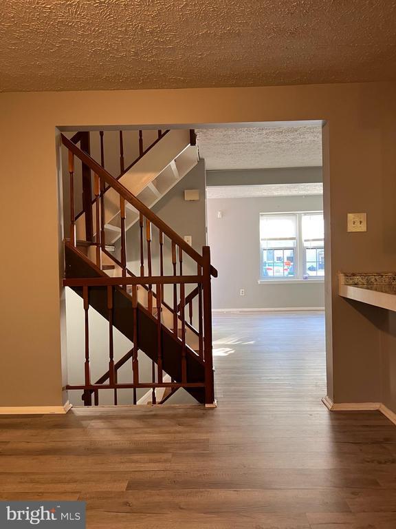 Photo - 8104 Willowdale Ct