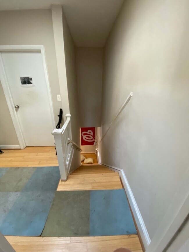 Photo - 1254 Half St SW