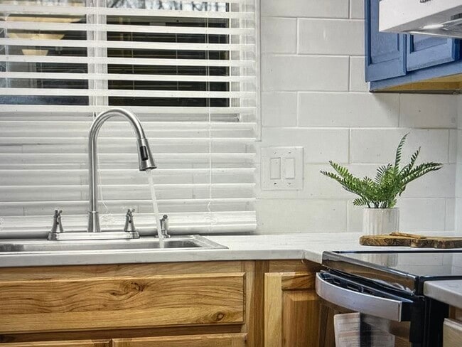 Photo - 1175 Carriage Cir Unit 104