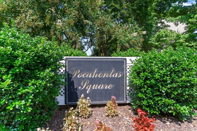 Photo - Spacious 3 Bedroom 2.5 Bath Townhome in Williamsburg!