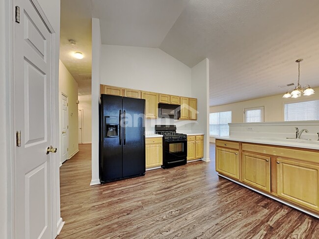 Photo - 3327 Freedom Lndg NW