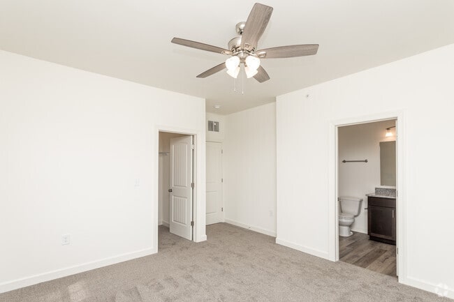 2BR, 2BA - 1128 SF - Primary Bedroom